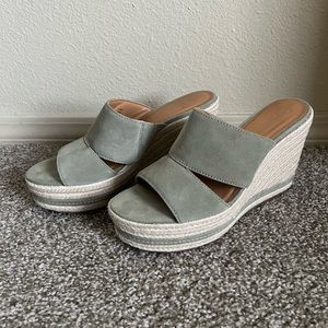 Crown Vintage Wedges